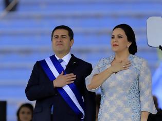 Φωτογραφία για Ονδούρα: Ορκίστηκε ο νέος πρόεδρος Χουάν Ορλάντο Ερνάντες