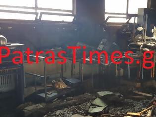 Φωτογραφία για Πάτρα: Φωτιά σε αίθουσα του 5ου Λυκείου-Εμπρησμό «δείχνουν» τα πρώτα στοιχεία