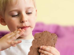 Φωτογραφία για Τρεις τρόποι να τρώει το παιδί σας λιγότερη ζάχαρη