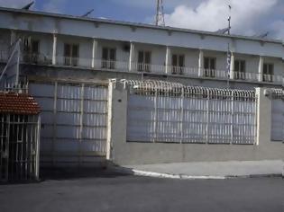 Φωτογραφία για Κορυδαλλός: Εφοδος σε κελί βαρυποινίτη - Πληροφορίες ότι ετοίμαζαν απόδραση