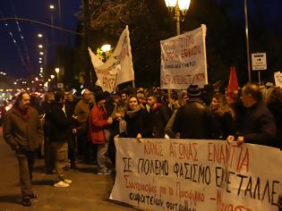 Φωτογραφία για Αντιφασιστικό συλλαλητήριο στο κέντρο της Αθήνας [ΦΩΤΟ]