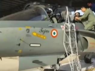Φωτογραφία για Οι αρχηγοί USAF και ινδικής Αεροπορίας πετούν με LCA Tejas! [video]