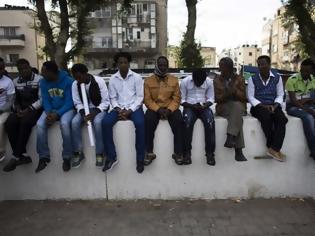 Φωτογραφία για Οι ισραηλινές αρχές ειδοποίησαν χιλιάδες Αφρικανούς λαθρομετανάστες να φύγουν από τη χώρα.Ειδάλλως θα οδηγηθούν στη φυλακή