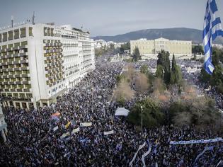 Φωτογραφία για «Βάζουν τον αστυνομικό απέναντι στον πολίτη» - Αστυνομικοί «αδειάζουν» το υπουργείο για τους «140.000» του συλλαλητηρίου για τη Μακεδονία