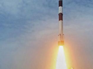 Φωτογραφία για Η Ινδία έκανε δοκιμαστική εκτόξευση βαλλιστικού πυραύλου