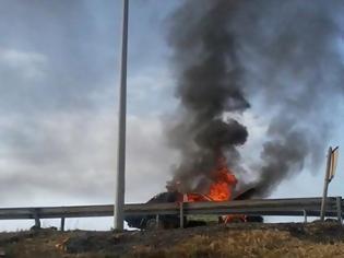 Φωτογραφία για Φωτιά σε αυτοκίνητο στην Ιόνια Οδό (43ο χλμ. Άρτας – Ιωαννίνων) – Διεκόπη η κυκλοφορία στο ρεύμα προς Ιωάννινα