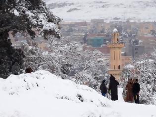 Φωτογραφία για «Τρομοκράτης» καιρός στο Μαρόκο: Αποκλεισμένα χωριά από το χιόνι!