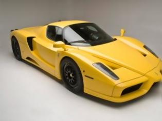 Φωτογραφία για Υβριδικό μοντέλο και από την Ferrari