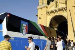 ΜΑΤΑΙΩΘΗΚΕ ΕΞΑΙΤΙΑΣ ΤΟΥ ΣΕΙΣΜΟΥ ΣΤΗΝ ΙΤΑΛΙΑ ΤΟ ΦΙΛΙΚΟ ΜΕ ΤΟ ΛΟΥΞΕΜΒΟΥΡΓΟ