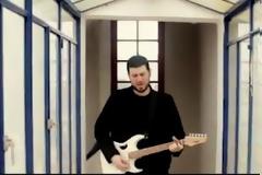 Δείτε το καινούριο Video Clip του Αντώνη Οικονόμου