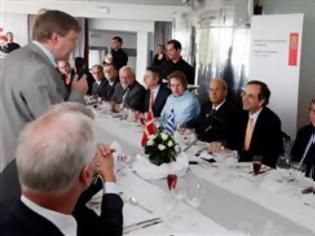 Φωτογραφία για Γεύμα Σαμαρά στους πρεσβευτές της ΕΕ στην Αθήνα