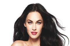 Έγκυος η Megan Fox? (Photos)
