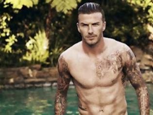 Φωτογραφία για D. Beckham: Ο πρώτος άντρας που γίνεται εξώφυλλο στο βρετανικό Elle!