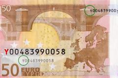 «Να αντικατασταθούν τα ελληνικά ευρώ με υποτιμημένα»