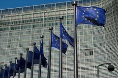 Οι υπάλληλοι των Βρυξελλών στηρίζουν... Ελλάδα