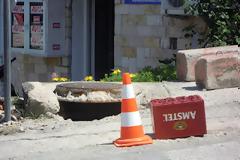 Δείτε πως επισκευάζουν τα φρεάτια στην Πάργα