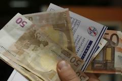 Ηλεκτροσόκ στη... ΔΕΗ από τους χιλιάδες απλήρωτους λογαριασμούς