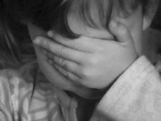 Φωτογραφία για Αγρίνιο: Ελεύθεροι οι γονείς του 8χρονου κακοποιημένου κοριτσιού