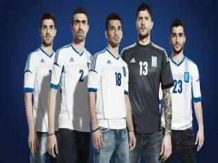 Φωτογραφία για Χειρότερη φανέλα του Euro 2012 ψηφίστηκε η Ελληνική!