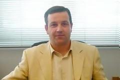 Παραιτήθηκε με αιχμές ο Πρόεδρος της ΝΟΔΕ Δ. Κολυνδρίνης [video]
