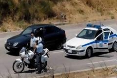 Ύποπτα οχήματα που κινούνται χωρίς πινακίδες...