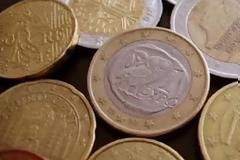 Η Ισπανία παρασύρει τα πάντα και καταποντίζει το ευρώ σε επίπεδα Ιουλίου 2010!