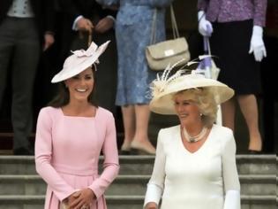 Φωτογραφία για Η Kate Middleton και το φόρεμα πλύνε- βάλε