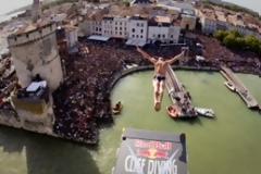 Η ελίτ του Cliff diving επιστρέφει!