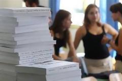 Τι θα γίνει με τα βιβλία που δεν διδάσκονται στα σχολεία, αναρωτιέται αναγνώστρια