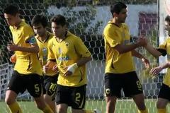 Θα γελάσει και το παρδαλό κατσίκι!