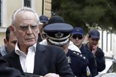 Ο Άκης αποκαλούσε τον εαυτό του «ελεγχόμενο ωραίο υπουργό»!