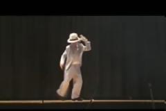 VIDEO: Ο 7χρονος μίμος του Michael Jackson!