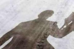 ‘Ενοπλοι τον έδεσαν στο δέντρο και του πήραν το αυτοκίνητο