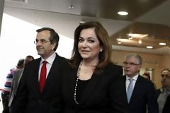 ΠΡΩΤΗ ΣΤΟ ΕΠΙΚΡΑΤΕΙΑΣ ΤΗΣ Ν.Δ. Η ΝΤΟΡΑ ΜΠΑΚΟΓΙΑΝΝΗ
