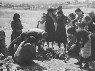 Φωτογραφία για VIDEO: Σαν σήμερα Γερμανοί κατέσφαξαν το Δοξάτο - Συγκλονιστικές Μαρτυρίες