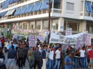 Φωτογραφία για Αντιρατσιστική - Αντιφασιστική πορεία στη Χαλκίδα