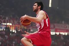 ΞΕΧΑΣΕ ΤΟ... ΜΕΤΑΛΛΙΟ Ο ΠΑΠΑΝΙΚΟΛΑΟΥ!