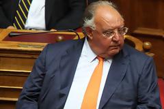 Ο Πάγκαλος δηλώνει υπερήφανος για το Μνημόνιο