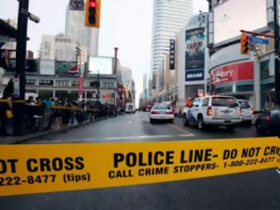 Φωτογραφία για Τορόντο: Ένοπλος σκόρπισε το θάνατο σε εμπορικό κέντρο