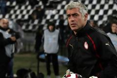 Νικοπολίδης: 