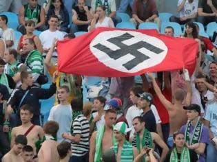 Φωτογραφία για Άγγλοι ποδοσφαιριστές σε Ναζιστές ενόψει Euro: Θα επιστρέψετε σε φέρετρα!