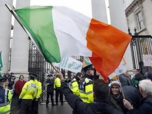 Φωτογραφία για Χορό έστησαν οι Ιρλανδοί για να στηρίξουν την Ελλάδα