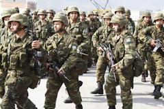Αυξήθηκαν οι αιτήσεις για ρουσφέτια στο στρατό...λόγω κρίσης!!!