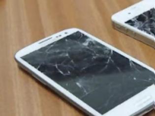 Φωτογραφία για Το iPhone 4S ή το Samsung Galaxy S III διαλύεται πιο εύκολα; [βίντεο]