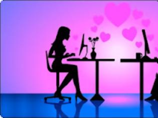 Φωτογραφία για Online dating: Βρίσκεται εκεί ο πραγματικός έρωτας;