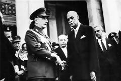 Από τον Παπανδρέου το 1944, στον Παπάγο το 1952, ορκίσθηκαν σε 8 χρόνια συνολικά  26 κυβερνήσεις  με 14 πρωθυπουργούς!