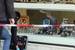 To χρονικό της ληστείας που έγινε σήμερα το πρωί στην Αμφιάλη