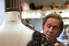 O Valentino δημιουργεί για το μπαλέτο