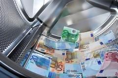 Η oικιακή βοηθός και το… 1 εκατ. ευρώ στο πλυντήριο!