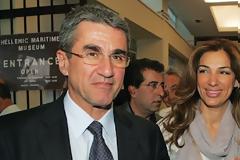 Ισοπέδωσε το ΕΣΥ ο ¨ντίλερ των συμφερόντων